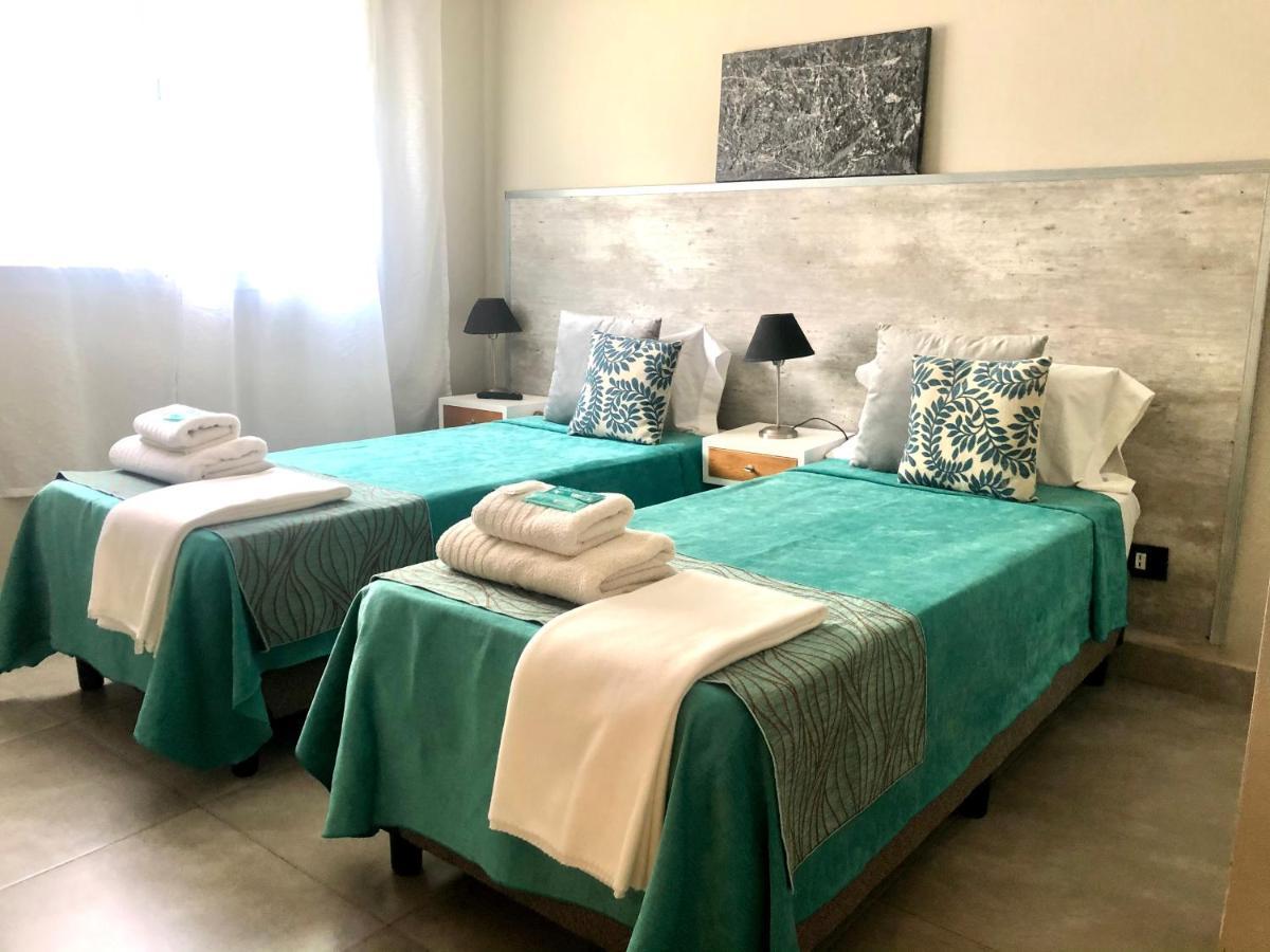Hotel Berlin Пинамар Екстериор снимка