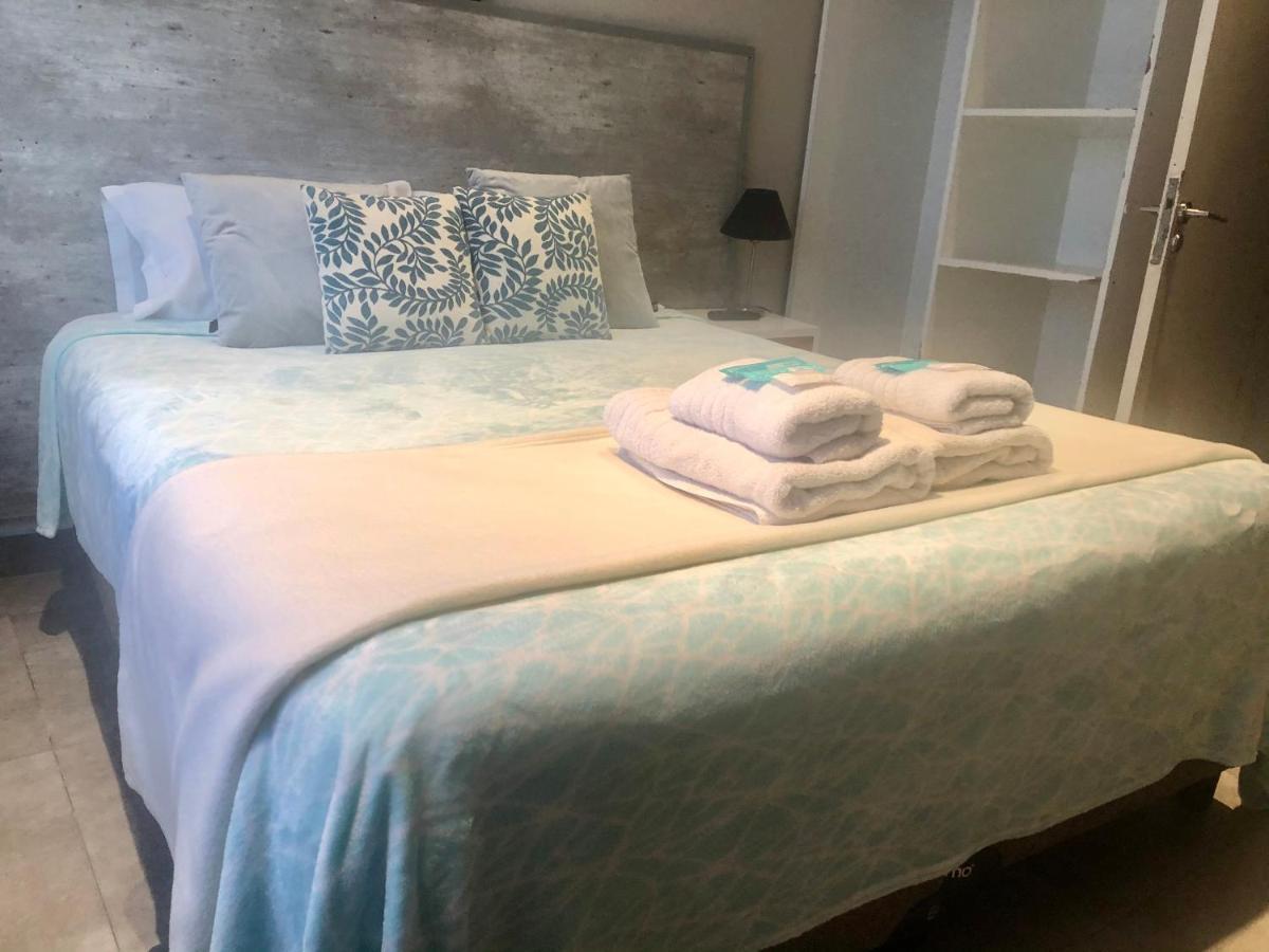 Hotel Berlin Пинамар Екстериор снимка