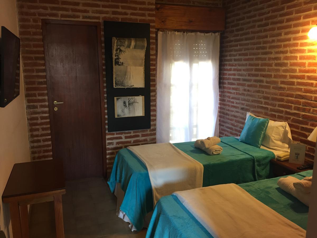 Hotel Berlin Пинамар Екстериор снимка