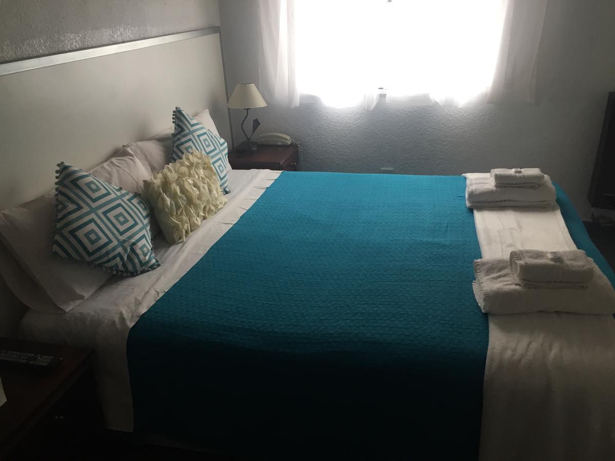 Hotel Berlin Пинамар Екстериор снимка