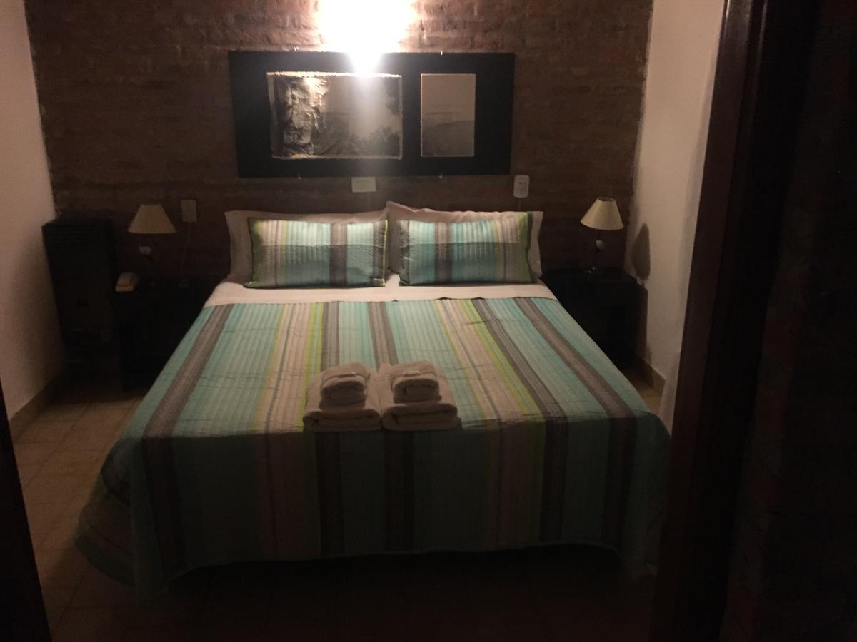 Hotel Berlin Пинамар Екстериор снимка