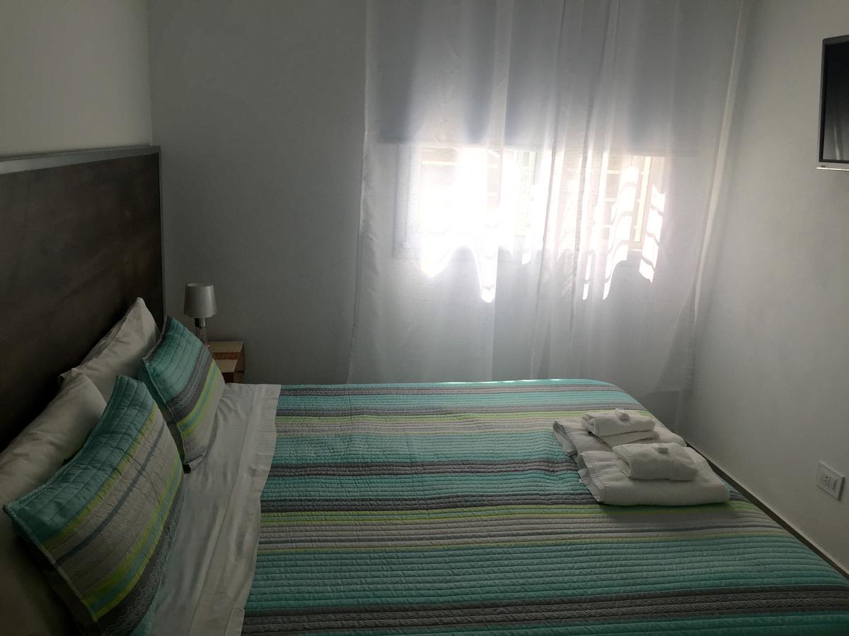 Hotel Berlin Пинамар Екстериор снимка