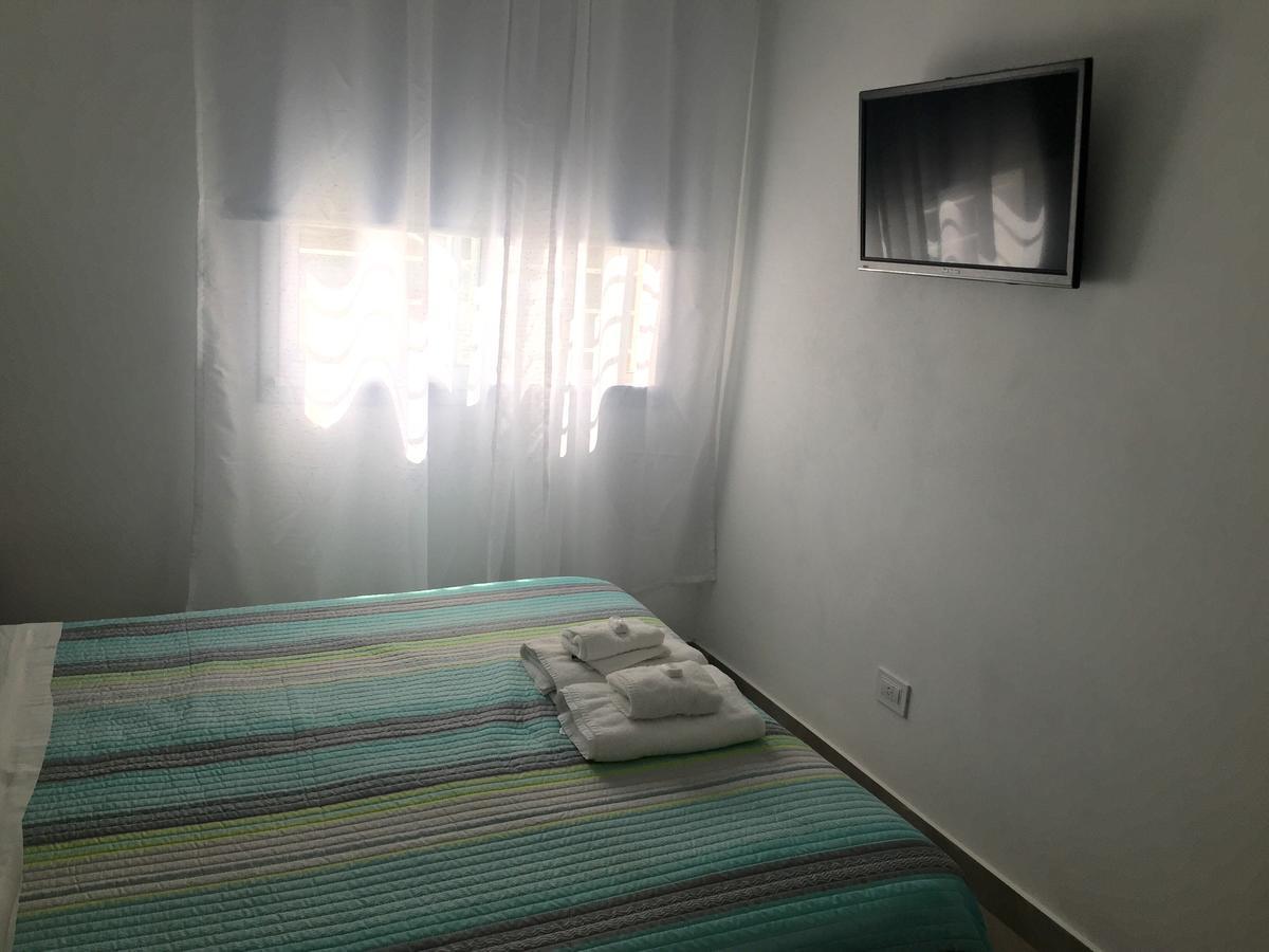Hotel Berlin Пинамар Екстериор снимка
