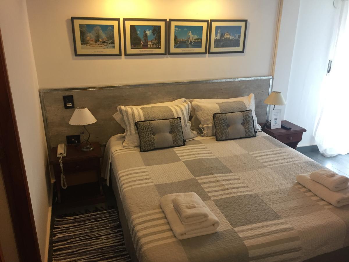 Hotel Berlin Пинамар Екстериор снимка